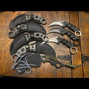 Lot of 8 Karambit knives